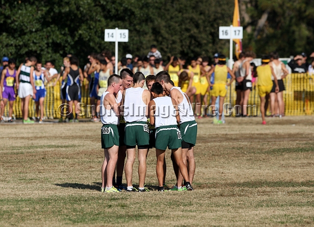 2011CIFXC-D3B-002.JPG - 2011 California CIF Cross Country Championships, Woodward Park, Fresno, California, November 27.