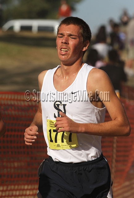 2011CIFXC-D3B-149.JPG - 2011 California CIF Cross Country Championships, Woodward Park, Fresno, California, November 27.