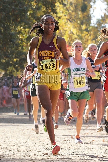 2011CIFXC-D3G-060.JPG - 2011 California CIF Cross Country Championships, Woodward Park, Fresno, California, November 27.