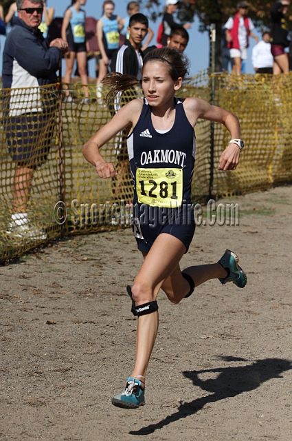 2011CIFXC-D3G-092.JPG - 2011 California CIF Cross Country Championships, Woodward Park, Fresno, California, November 27.