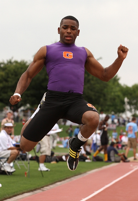 2011CIFFriSFA-015.JPG - June 3-4, 2011; Clovis, CA, USA; 93rd CIF State Track & Field Championships at Memorial Stadium.