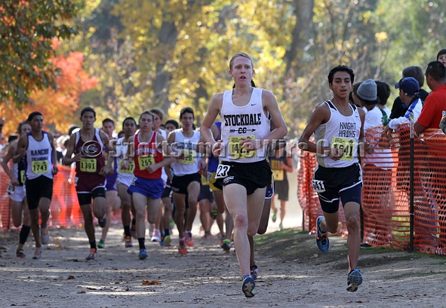 2011CIFXC-D1B-020.JPG - 2011 California CIF Cross Country Championships, Woodward Park, Fresno, California, November 27.