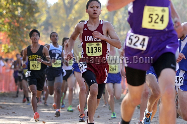 2011CIFXC-D1B-061.JPG - 2011 California CIF Cross Country Championships, Woodward Park, Fresno, California, November 27.