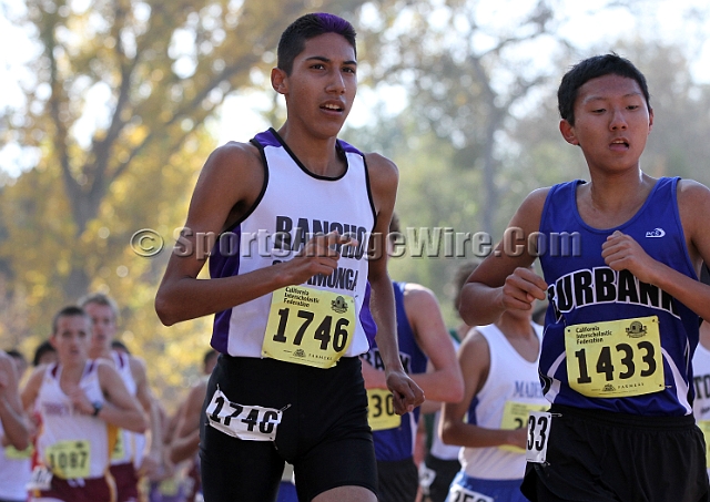 2011CIFXC-D1B-067.JPG - 2011 California CIF Cross Country Championships, Woodward Park, Fresno, California, November 27.