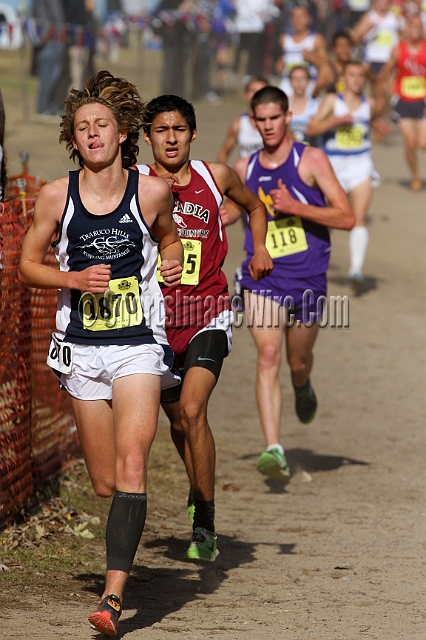 2011CIFXC-D1B-126.JPG - 2011 California CIF Cross Country Championships, Woodward Park, Fresno, California, November 27.