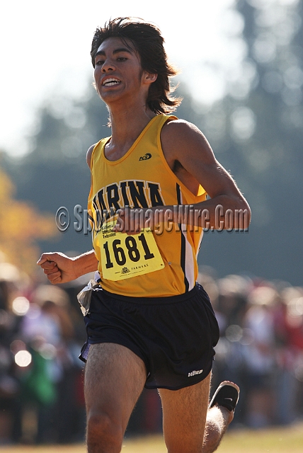2011CIFXC-D1B-157.JPG - 2011 California CIF Cross Country Championships, Woodward Park, Fresno, California, November 27.