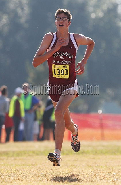 2011CIFXC-D1B-180.JPG - 2011 California CIF Cross Country Championships, Woodward Park, Fresno, California, November 27.