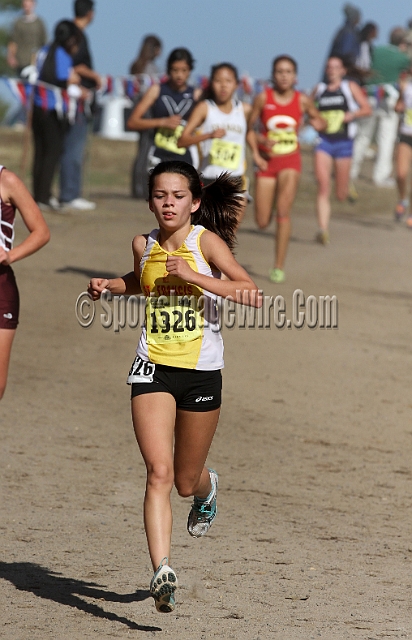 2011CIFXC-D1G-093.JPG - 2011 California CIF Cross Country Championships, Woodward Park, Fresno, California, November 27.