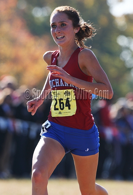2011CIFXC-D1G-119.JPG - 2011 California CIF Cross Country Championships, Woodward Park, Fresno, California, November 27.