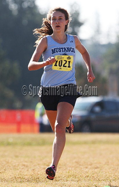 2011CIFXC-D1G-137.JPG - 2011 California CIF Cross Country Championships, Woodward Park, Fresno, California, November 27.