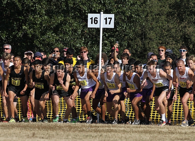 2011CIFXC-D2B-005.JPG - 2011 California CIF Cross Country Championships, Woodward Park, Fresno, California, November 27.