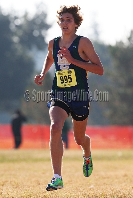 2011CIFXC-D2B-130.JPG - 2011 California CIF Cross Country Championships, Woodward Park, Fresno, California, November 27.
