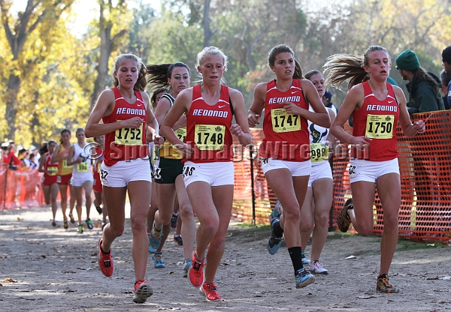 2011CIFXC-D2G-048.JPG - 2011 California CIF Cross Country Championships, Woodward Park, Fresno, California, November 27.