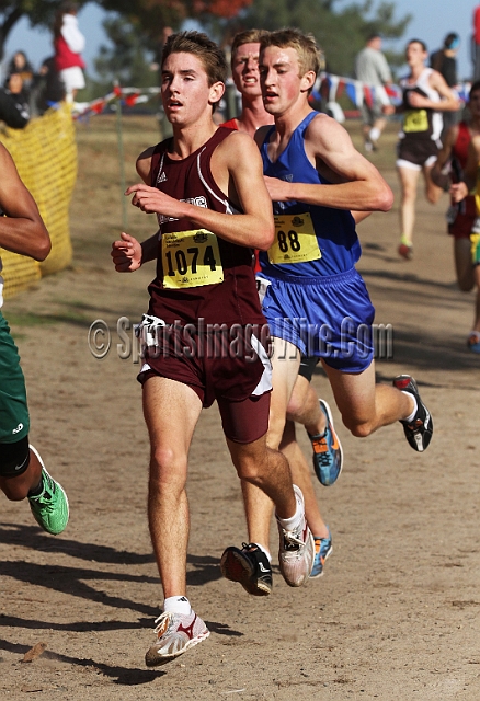2011CIFXC-D4B-086.JPG - 2011 California CIF Cross Country Championships, Woodward Park, Fresno, California, November 27.