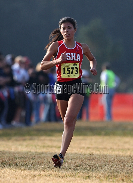 2011CIFXC-D4G-128.JPG - 2011 California CIF Cross Country Championships, Woodward Park, Fresno, California, November 27.