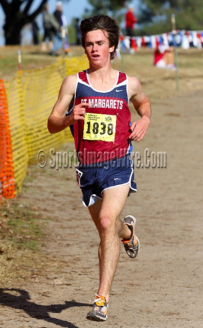 2011CIFXC-D5B-083.JPG - 2011 California CIF Cross Country Championships, Woodward Park, Fresno, California, November 27.