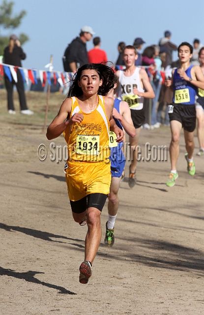 2011CIFXC-D5B-106.JPG - 2011 California CIF Cross Country Championships, Woodward Park, Fresno, California, November 27.