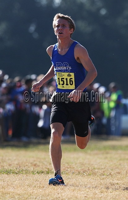 2011CIFXC-D5B-137.JPG - 2011 California CIF Cross Country Championships, Woodward Park, Fresno, California, November 27.