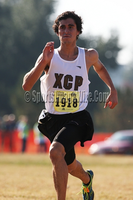 2011CIFXC-D5B-148.JPG - 2011 California CIF Cross Country Championships, Woodward Park, Fresno, California, November 27.