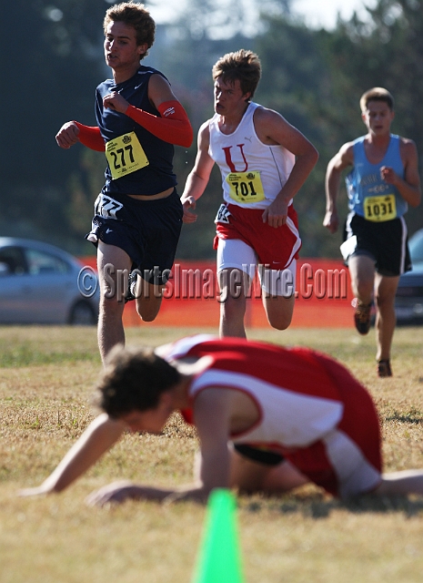 2011CIFXC-D5B-262.JPG - 2011 California CIF Cross Country Championships, Woodward Park, Fresno, California, November 27.