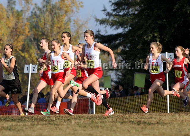 2011CIFXC-D5G-031.JPG - 2011 California CIF Cross Country Championships, Woodward Park, Fresno, California, November 27.