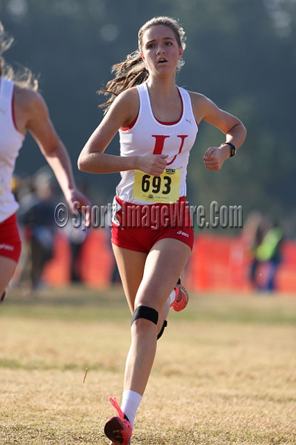 2011CIFXC-D5G-154.JPG - 2011 California CIF Cross Country Championships, Woodward Park, Fresno, California, November 27.