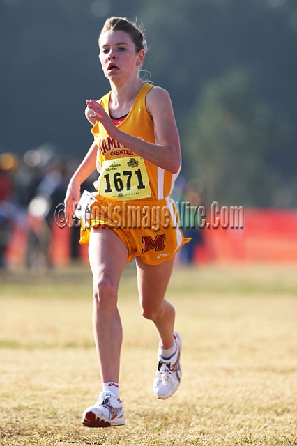 2011CIFXC-D5G-174.JPG - 2011 California CIF Cross Country Championships, Woodward Park, Fresno, California, November 27.