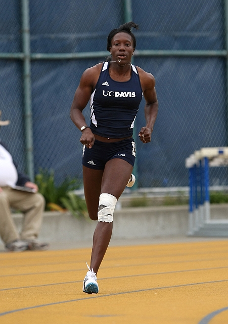 2011CalOutdoor-493.JPG - 2011 Cal Outdoor Opener, March 5, Edwards Field, University of California, Berkeley, California.