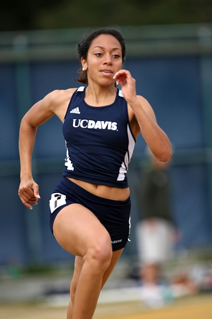 2011CalOutdoor-660.JPG - 2011 Cal Outdoor Opener, March 5, Edwards Field, University of California, Berkeley, California.