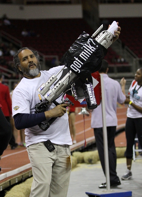 2011CalHSIndoor-241.JPG - 2011 California High School Indoor Invitational track and field meet, February 26, 2011 at the Save Mart Center, Fresno, CA.