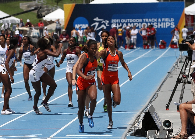 2011NCAASat-197.JPG - June 8-11, 2011; Des Moines, IA, USA; NCAA Division 1 Track and Field Championships.