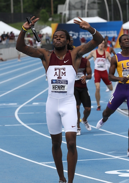 2011NCAASat-204.JPG - June 8-11, 2011; Des Moines, IA, USA; NCAA Division 1 Track and Field Championships.