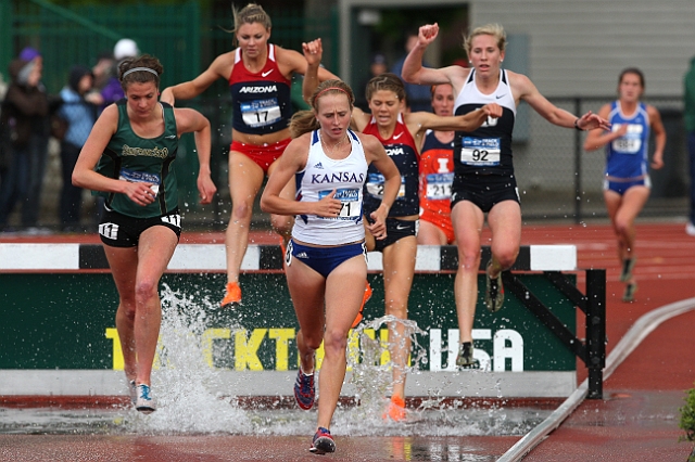 2011NCAAWestFri-058.JPG - 2011 NCAA West Preliminary Track and Field, May 26-28, Hayward Field, Eugene, OR.