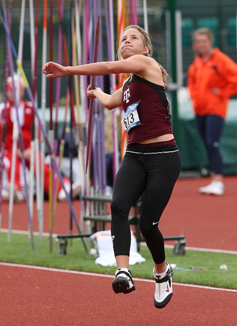 2011NCAAWestThur-015.JPG - 2011 NCAA West Preliminary Track and Field, May 26-28, Hayward Field, Eugene, OR.