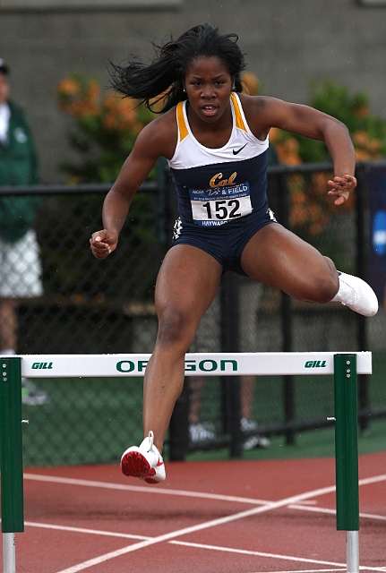 2011NCAAWestThur-036.JPG - 2011 NCAA West Preliminary Track and Field, May 26-28, Hayward Field, Eugene, OR.