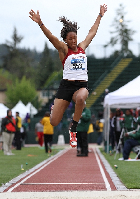 2011NCAAWestThur-046.JPG - 2011 NCAA West Preliminary Track and Field, May 26-28, Hayward Field, Eugene, OR.