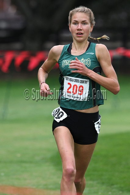 2011NCAAWestXC-160.JPG - 2011 NCAA Cross Country West Regional, November 12, Stanford Golf Course, Stanford, California.
