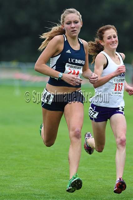 2011NCAAWestXC-188.JPG - 2011 NCAA Cross Country West Regional, November 12, Stanford Golf Course, Stanford, California.