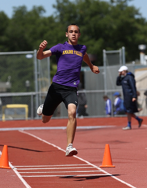 2011NCS-TriValley-030.JPG - 2011 NCS Tri-Valley Track and Field Championships, May 21, Granada High School, Livermore, CA.