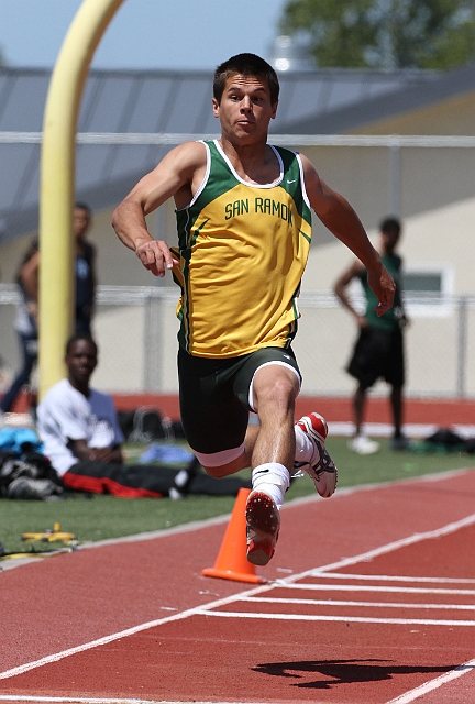 2011NCS-TriValley-036.JPG - 2011 NCS Tri-Valley Track and Field Championships, May 21, Granada High School, Livermore, CA.