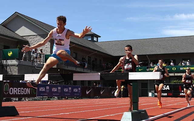 2011USATFSat-069.JPG - 2011 USA Track and Field Championships, June 23-26, Hayward Field, Eugene, OR.