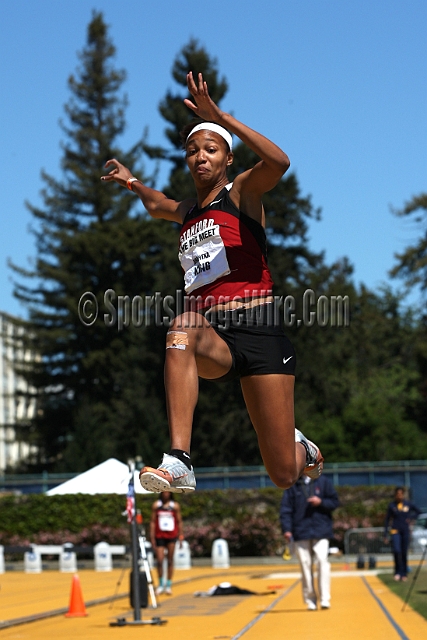 2012BigMeet-012.JPG - 2012 Cal vs. Stanford Big Meet, April 14, Edwards Stadium, Berkeley, CA.