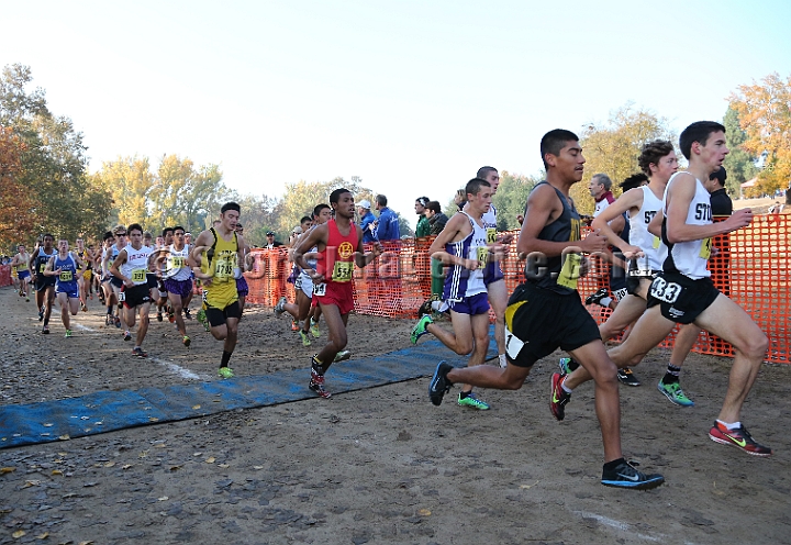 12CIFXCBD1-038.JPG - 2012 California CIF Cross Country Championships, Woodward Park, Fresno, California, November 24.