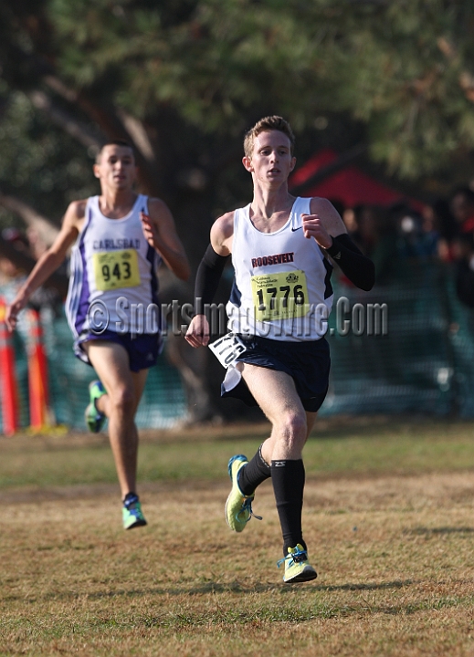 12CIFXCBD1-119.JPG - 2012 California CIF Cross Country Championships, Woodward Park, Fresno, California, November 24.
