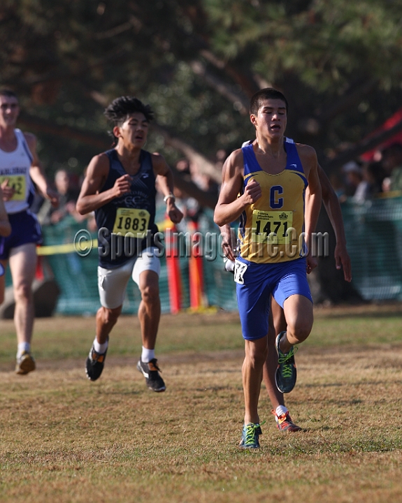 12CIFXCBD1-142.JPG - 2012 California CIF Cross Country Championships, Woodward Park, Fresno, California, November 24.