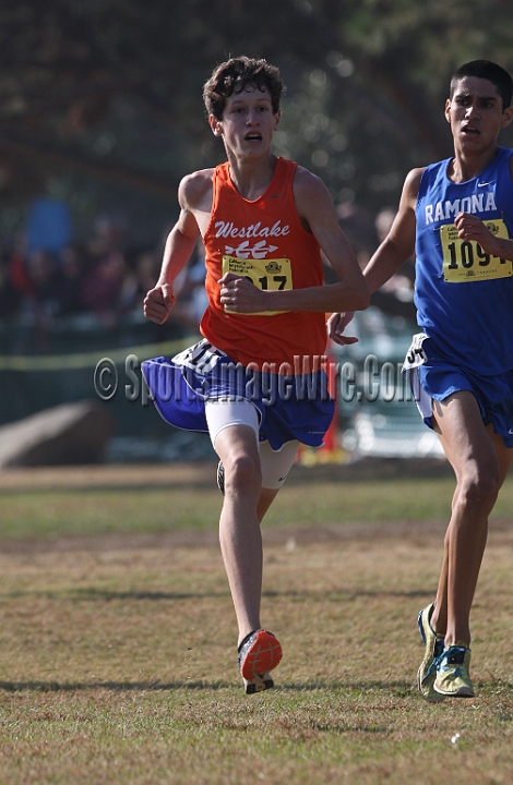 12CIFXCBD2-546.JPG - 2012 California CIF Cross Country Championships, Woodward Park, Fresno, California, November 24.