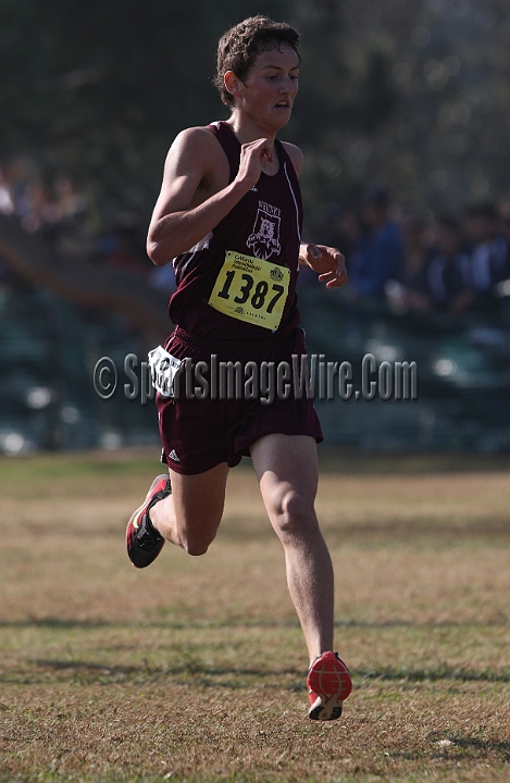12CIFXCBD2-559.JPG - 2012 California CIF Cross Country Championships, Woodward Park, Fresno, California, November 24.