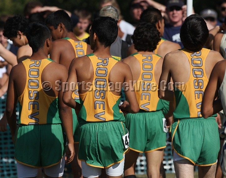 12CIFXCBD3-002.JPG - 2012 California CIF Cross Country Championships, Woodward Park, Fresno, California, November 24.