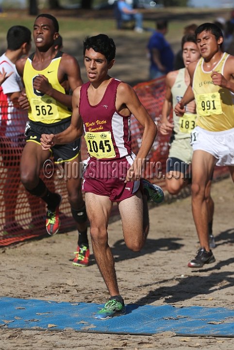 12CIFXCBD3-123.JPG - 2012 California CIF Cross Country Championships, Woodward Park, Fresno, California, November 24.
