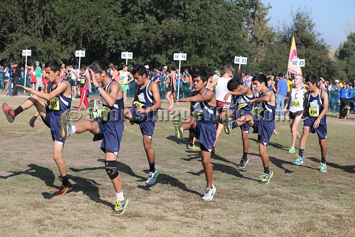 12CIFXCBD4-001.JPG - 2012 California CIF Cross Country Championships, Woodward Park, Fresno, California, November 24.